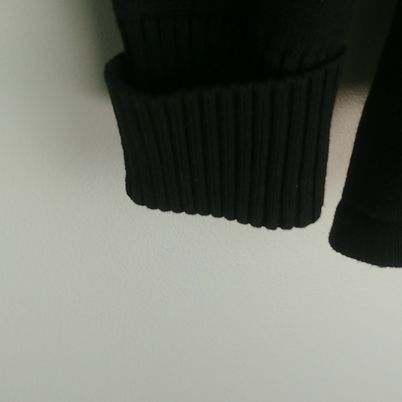 First Issue A Liz Claiborne Company - Picture 4 of 11